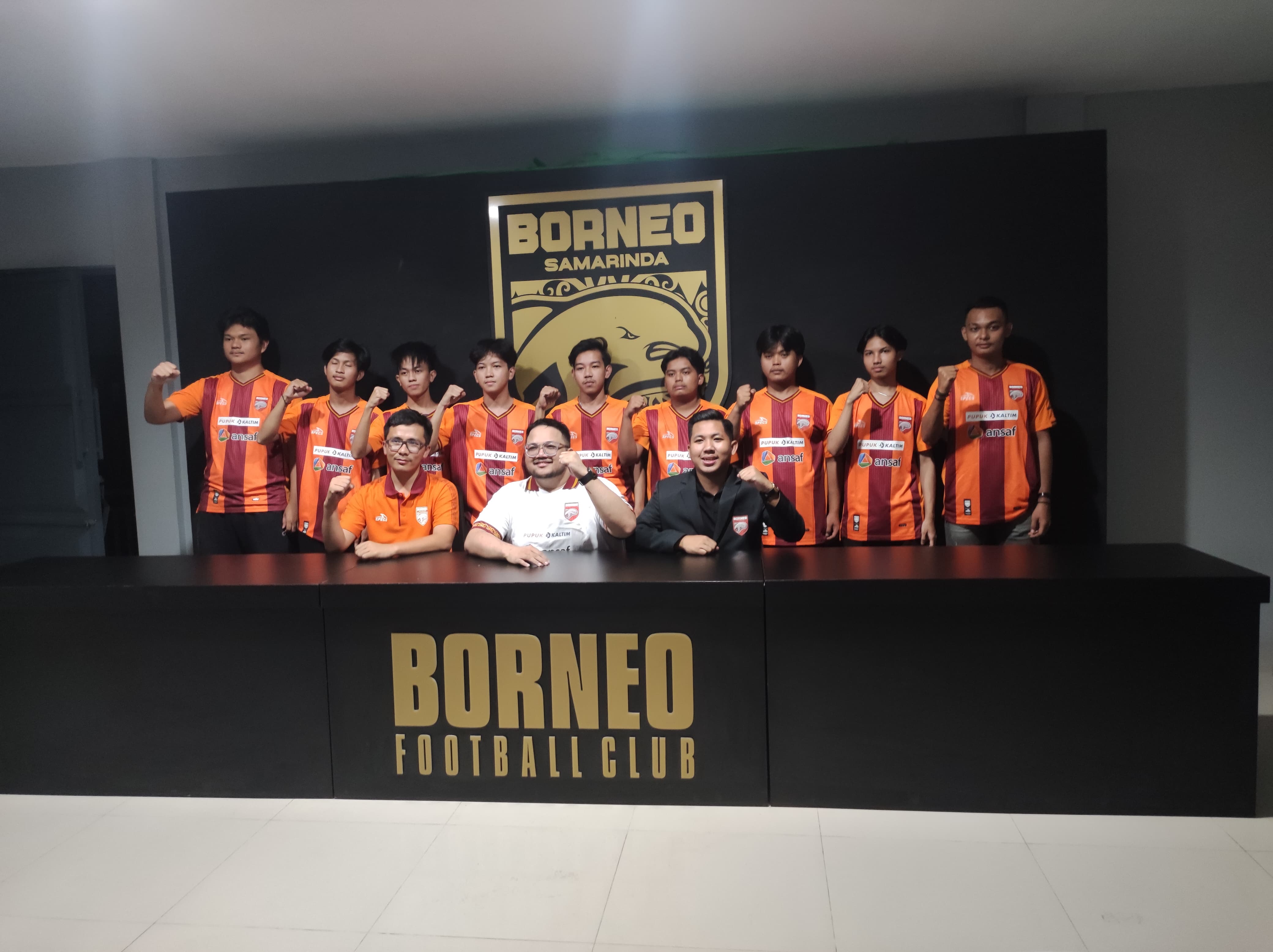 MOTIVASI TINGGI: Tim Borneo FC Esport berambisi bisa kembali menapaki puncak persaingan di Liga Esport Nasional 2024 yang akan bergulir awal Oktober nanti. (Rendy/KP)