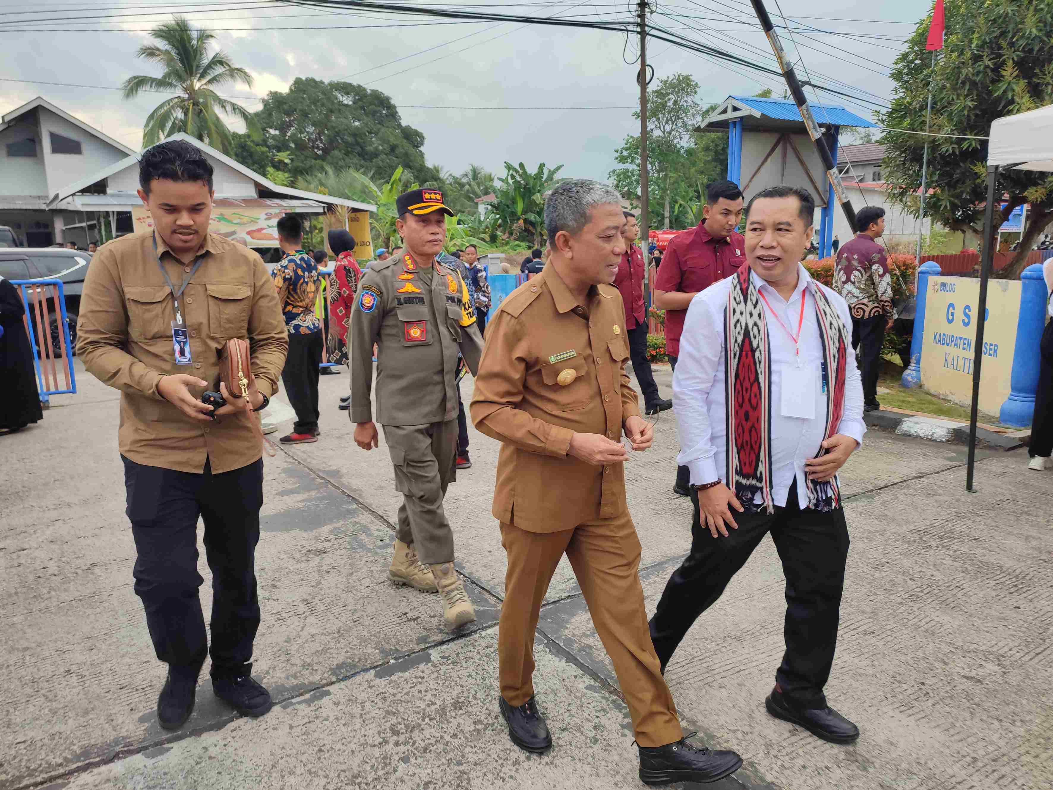 LANGSUNG BERTUGAS: Pjs Bupati Paser Syirajudin langsung bertugas sehari setelah dia dilantik oleh Pj Gubernur Kaltim Akmal Malik, Kamis (26/9).&nbsp;
