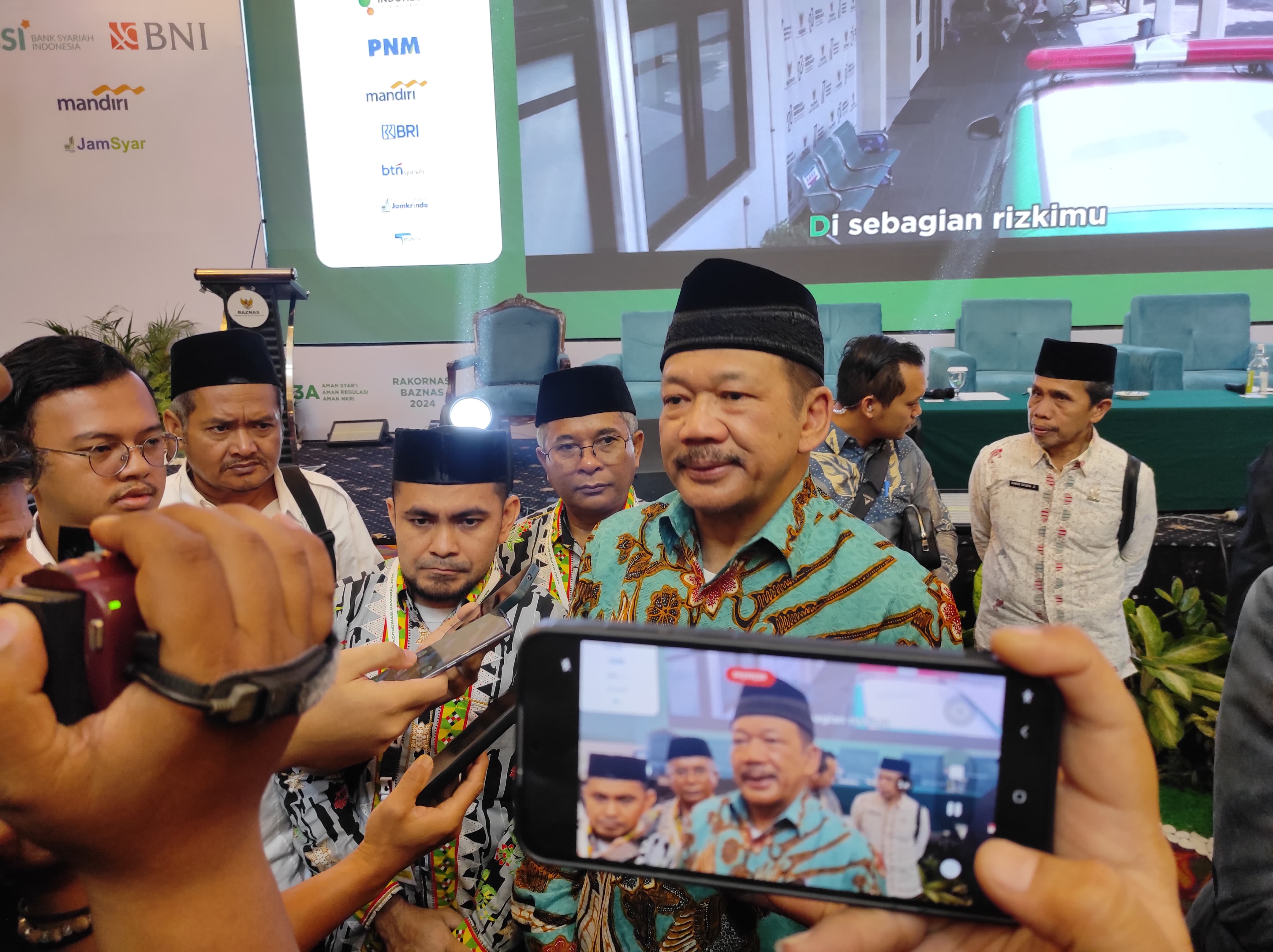TARGET 2025: Ketua Baznas RI Noor Achmad menyampaikan sejumlah resolusi dan target Baznas di 2025 usai Rakornas di Hotel Gran Senyiur Balikpapan, Jumat (27/9).