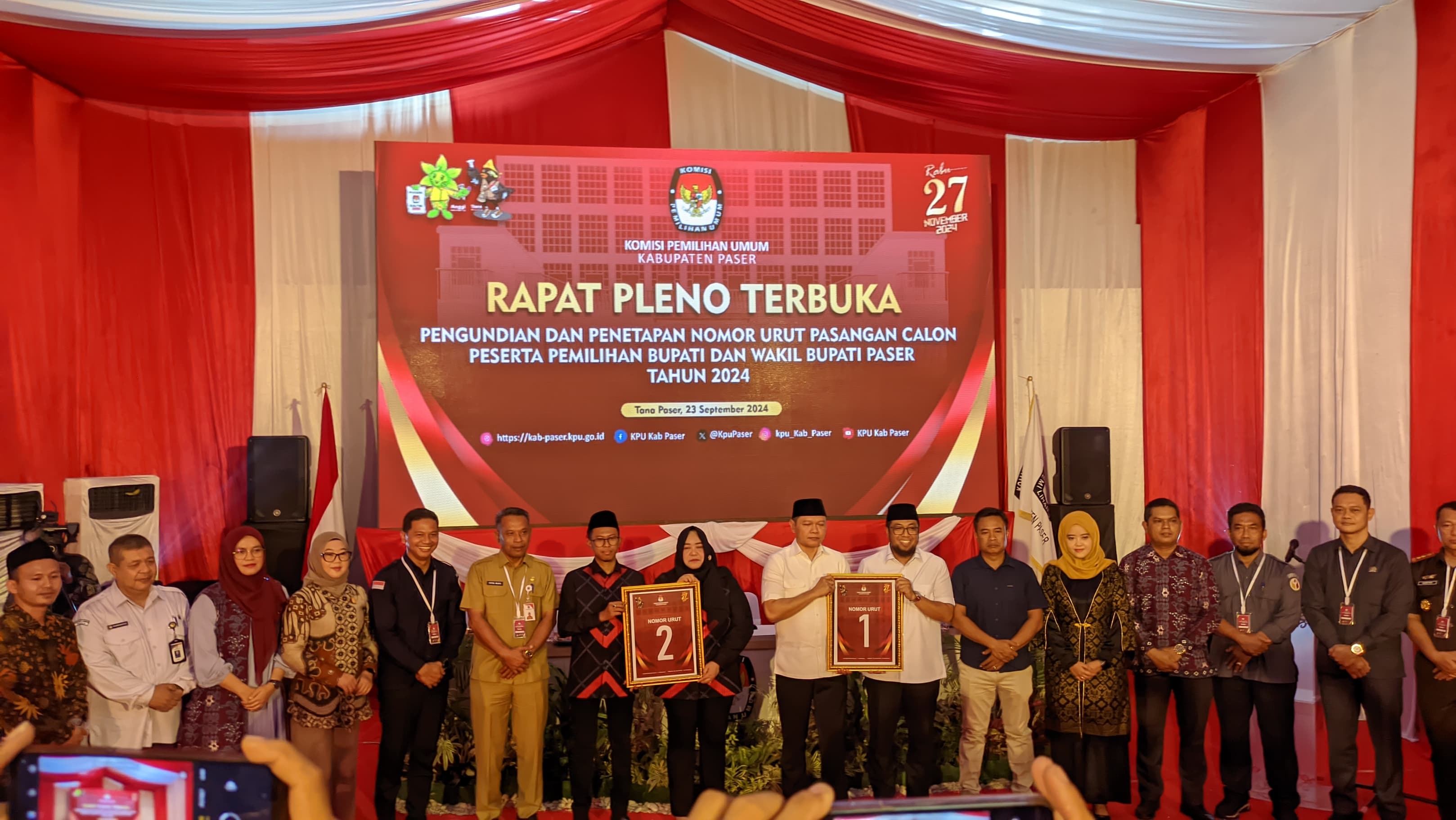 SEGERA BERSIAP: KPU Paser   tengah mempersiapkan teknis regulasi debat Paslon Pilkada Paser 2024. (Foto: Najib/KP)