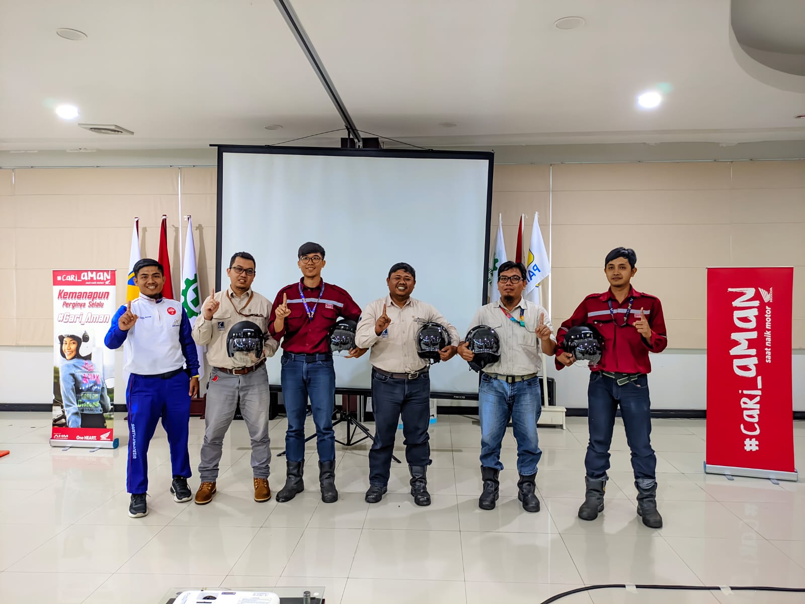 Sosialisasi keselamatan berkendara adalam program rutin yang digaungkan oleh Astra Motor Kaltim 1 demi menekan angka kecelakaan di jalan.