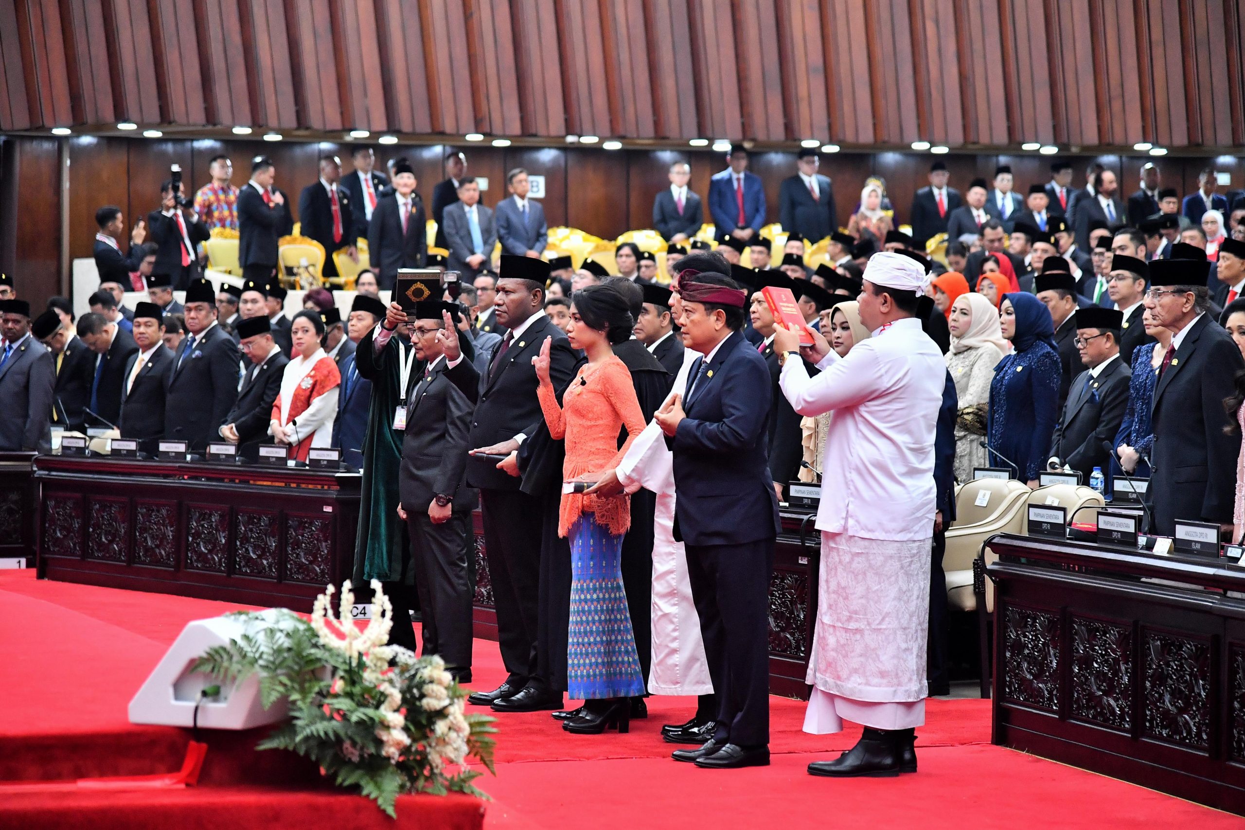 Para anggota dewan periode 2024-2029 dilantik pada Selasa, 1 Oktober 2024.