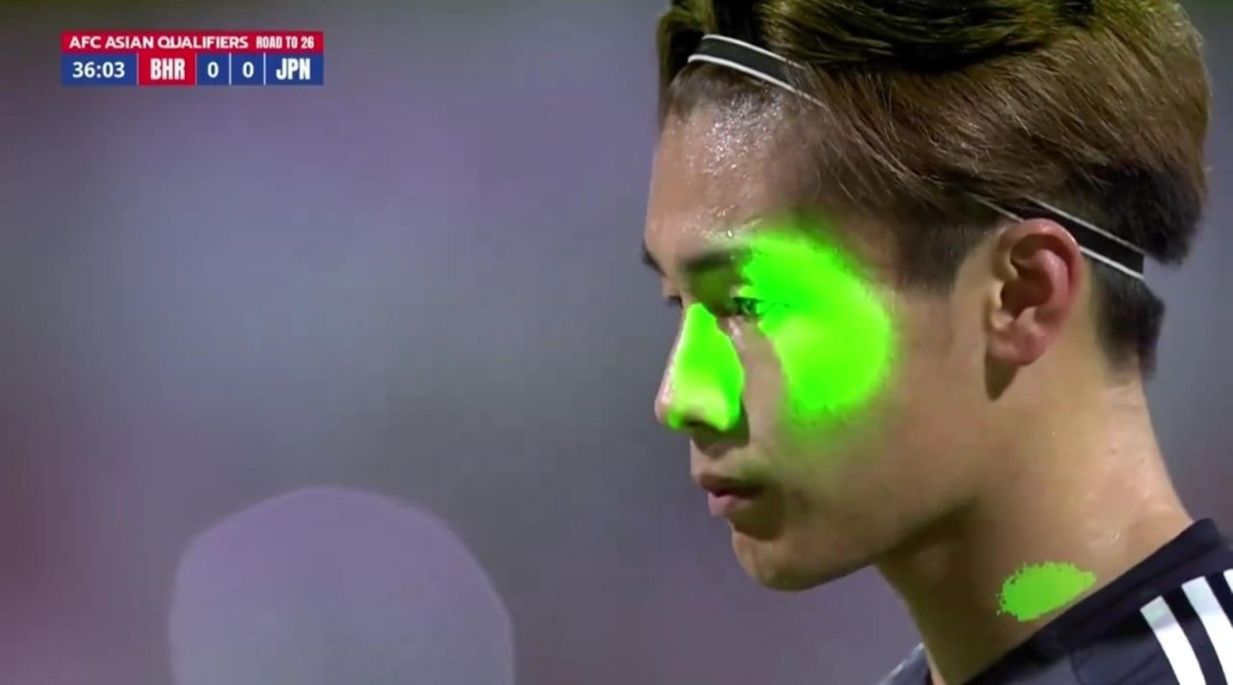 suporter menembakkan sorot laser ke pemain Jepang, 10 September 2024.