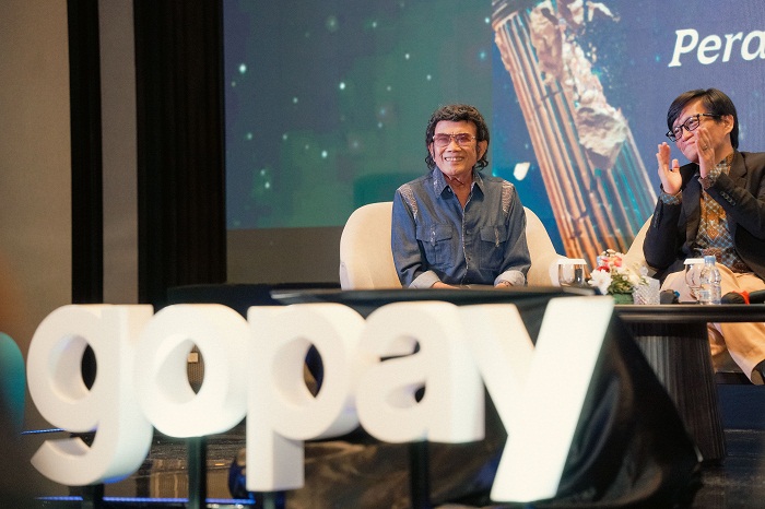 LINDUNGI KONSUMEN: GoPay menggandeng Rhoma Irama untuk mengajak masyarakat memerangi judi online. Sekaligus mewujudkan ekosistem keuangan digital yang sehat dan aman.