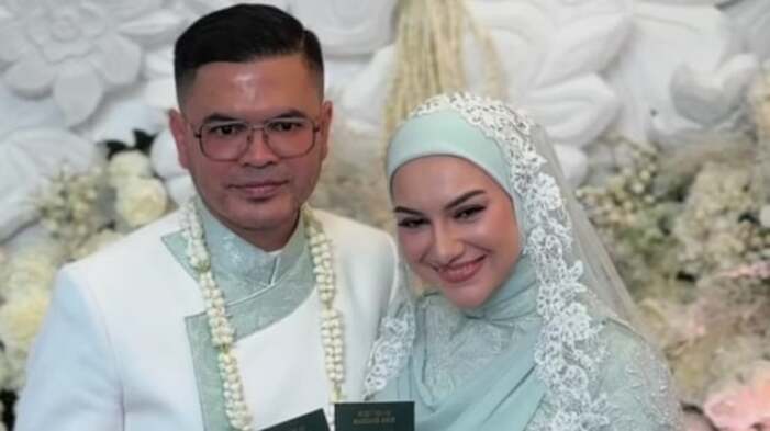 Irish Bella dan suami barunya Haldy Sabri.