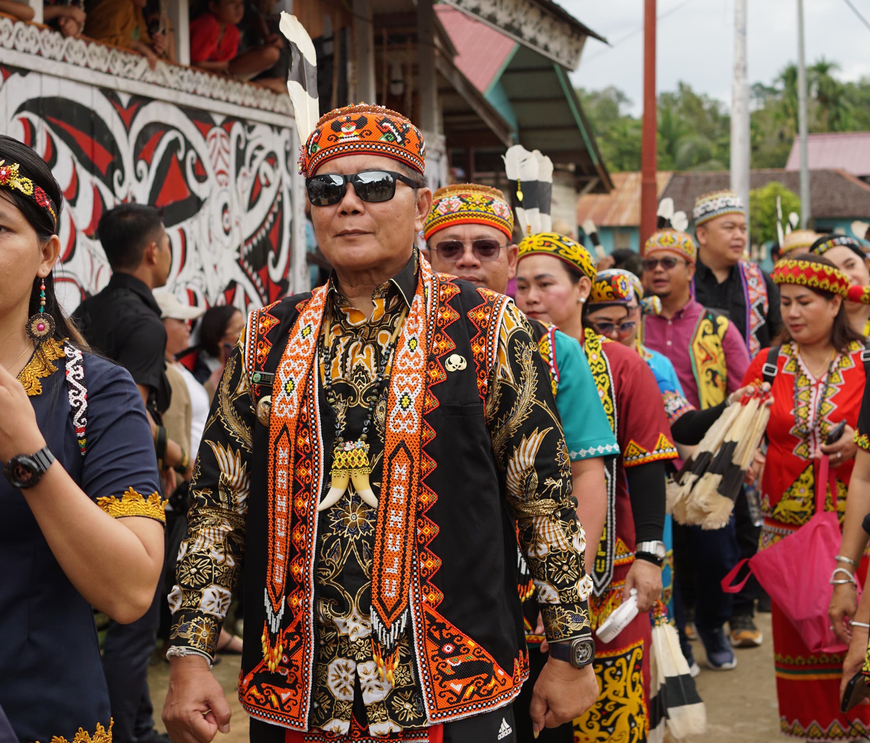 Bupati Mahulu Dr Bonifasius Belawan Geh saat