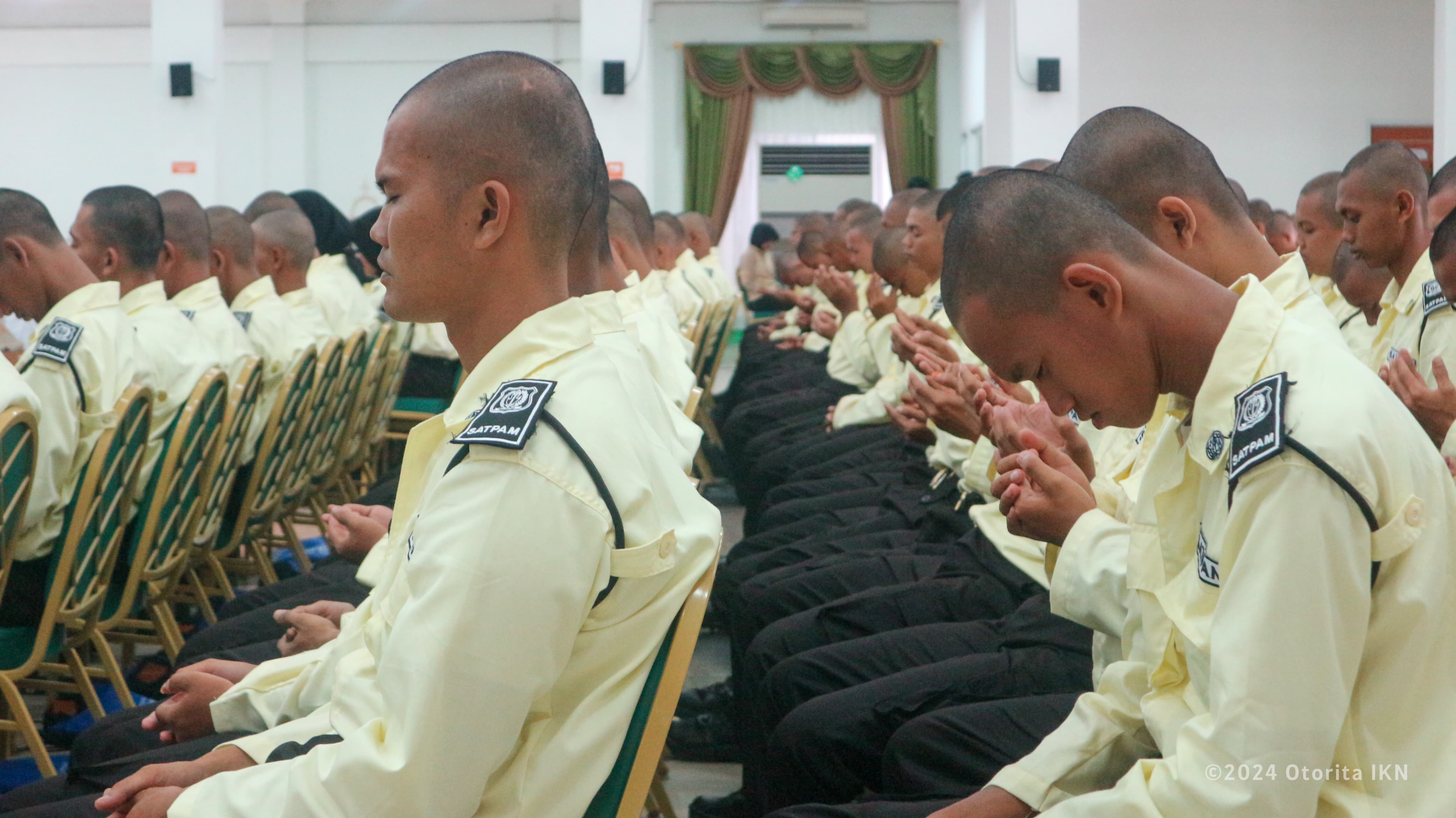 Warga sekitar IKN dilatih jadi satpam.