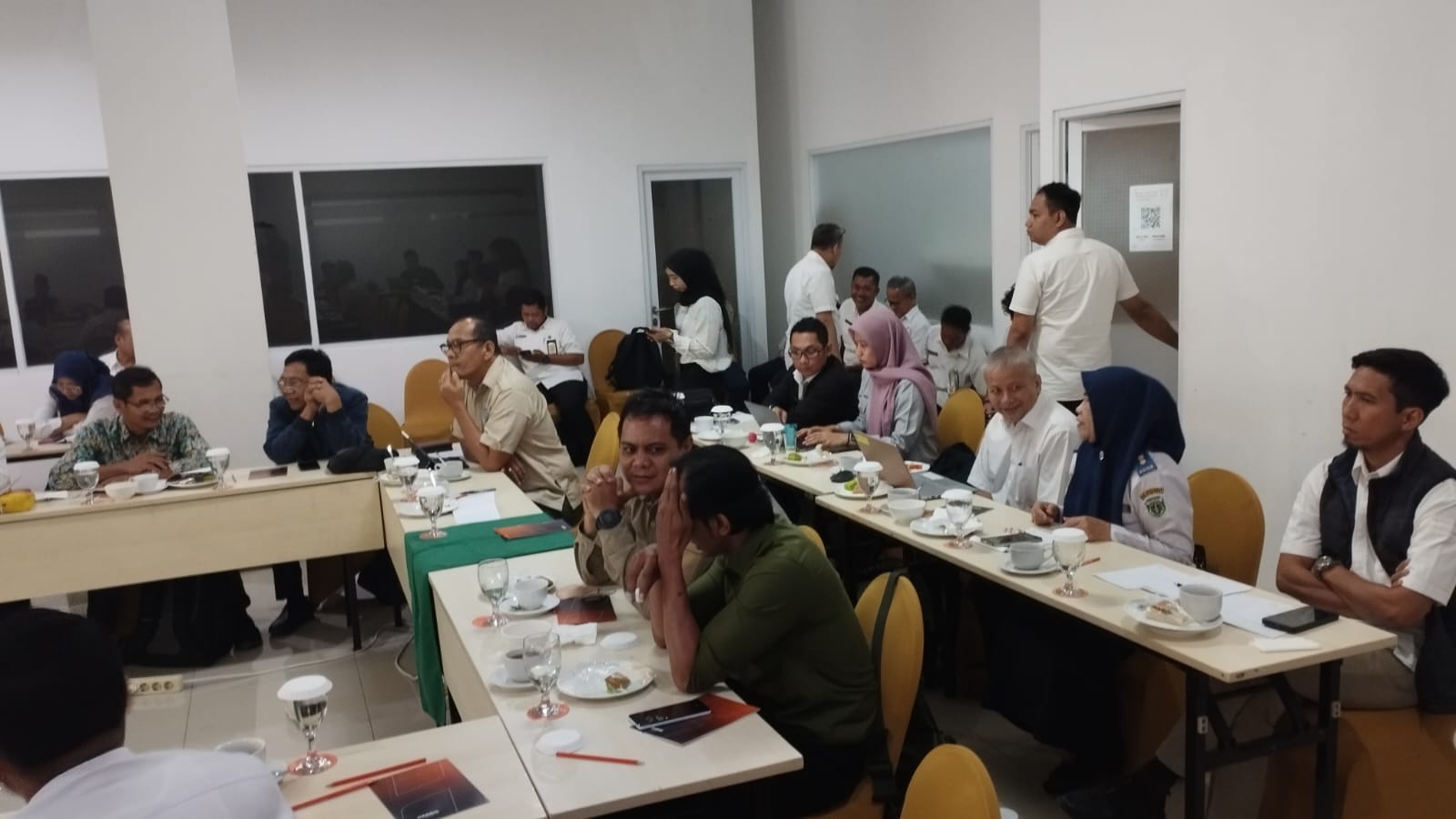 RENCANA AWAL: Peserta kegiatan FGD yang diadakan Dishub Kaltim di Harris Hotel Samarinda, Rabu (30/10). (FOTO: DENNY SAPUTRA)