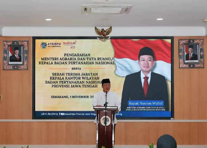 Menteri ATR/BPN Nusron Wahid memberikan pengarahan pada jajaran Kanwil BPN Jawa Tengah.