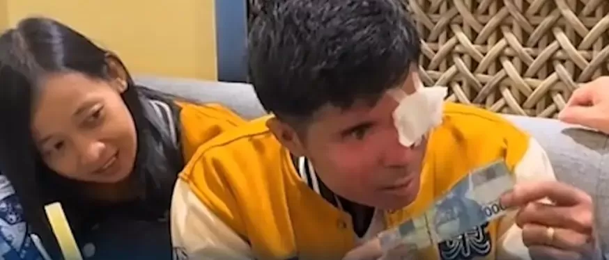 Video Agus Salim viral di mana-mana usai  mengakui bisa melihat kembali.