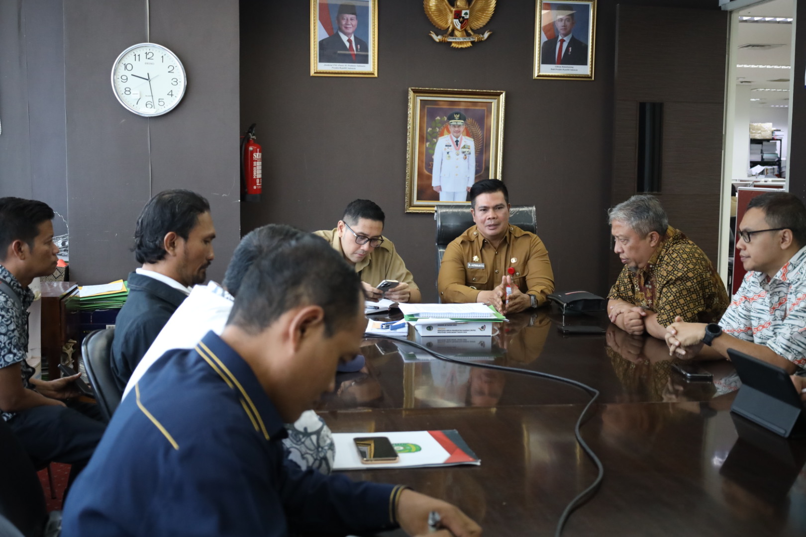 KONSULTASI: Pjs Bupati Kukar Bambang Arwanto berkonsultasi ke Kemendagri terkait dana hibah ke instansi vertikal.