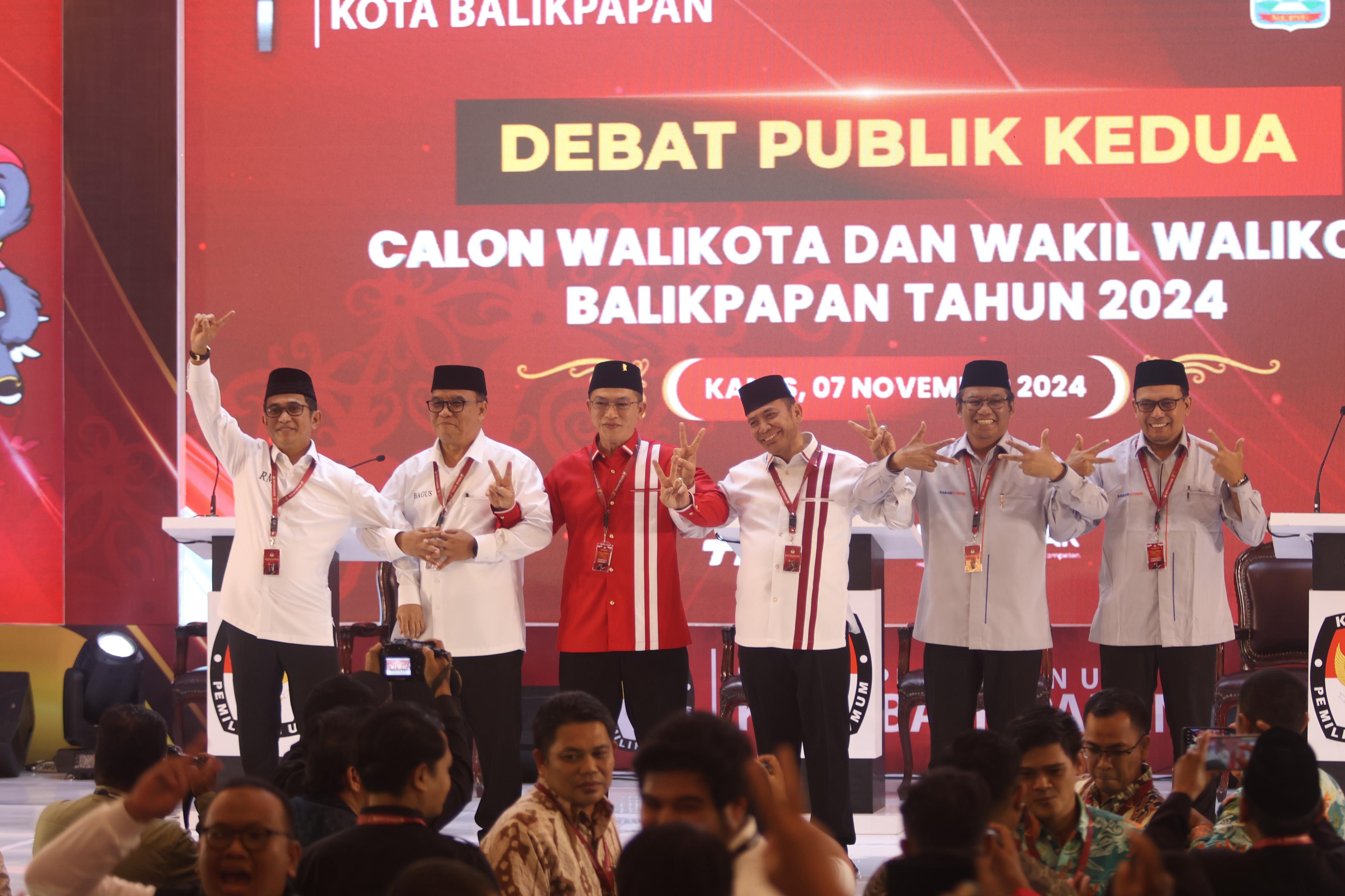 Tiga paslon Pilkada Balikpapan 2024 menyelesaikan Debat Publik Kedua. (Foto:Anggi/KP)