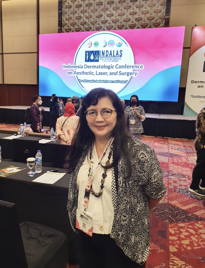 PILIH YANG ALAMI: Ketua Perhimpunan Dokter Spesialis Kulit dan Kelamin Indonesia (Perdoski) Samarinda dr Agnes Kartini .