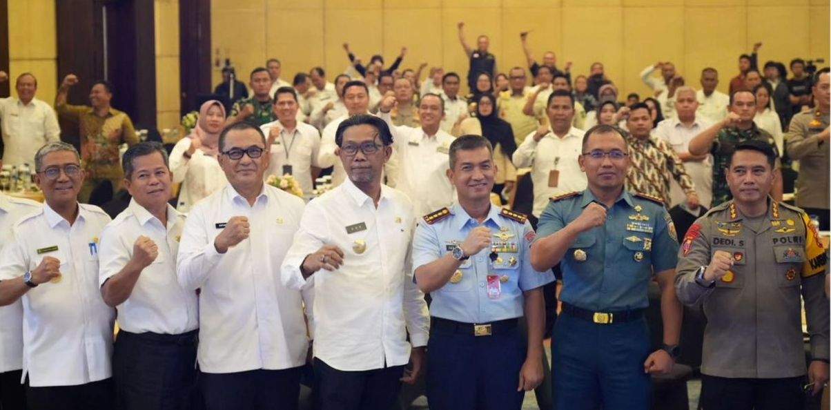 DUKUNG PILKADA: Pjs Bupati Kutim HM Agus Hari Kesuma saat menghadiri Rakor Persiapan Pilkada.