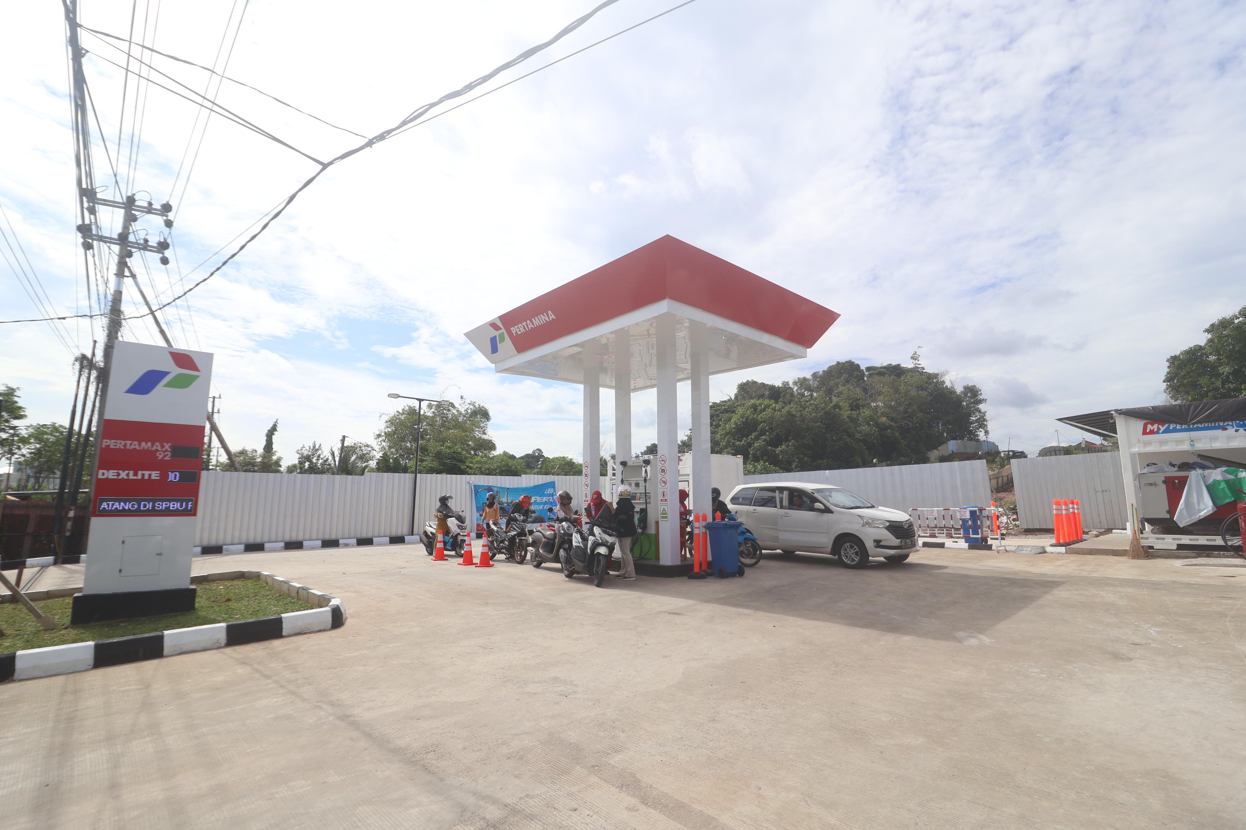 Salah satu SPBU modular yang telah operasional di Jalan MT Haryono Dalam (BJBJ)