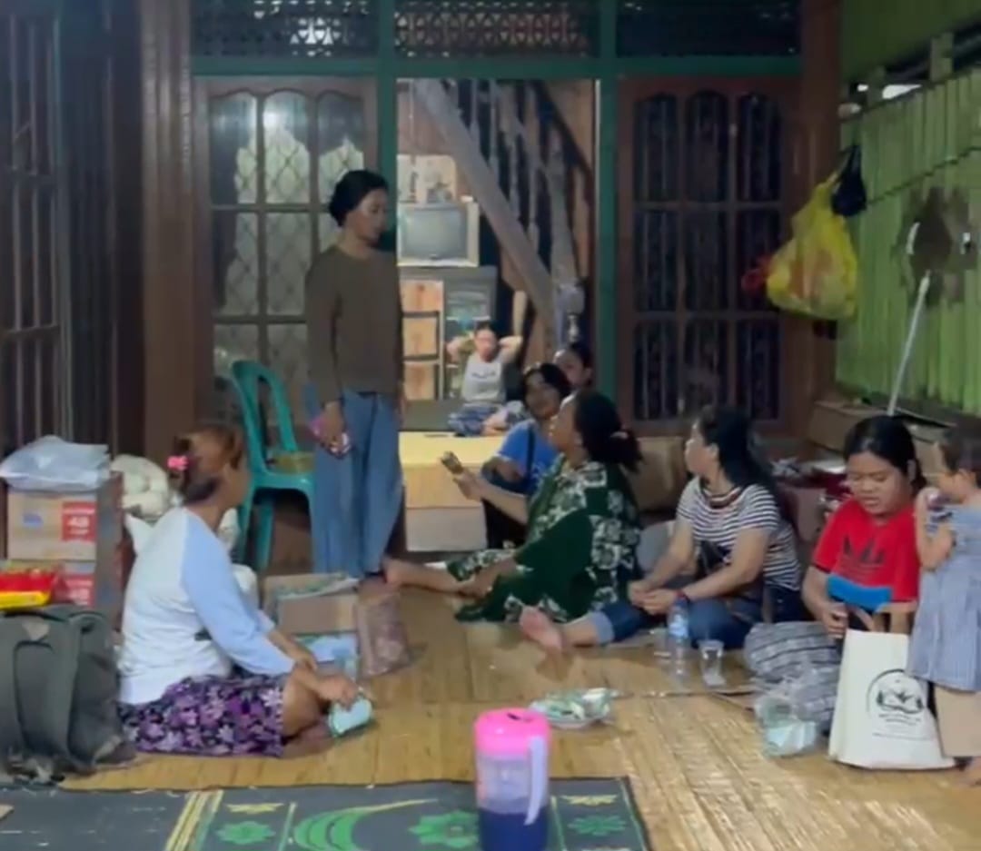 BERTAHAP: Meski kecemasan masih melanda, warga Muara Kate, Kecamatan Muara Komam, Kabupaten Paser, butuh trauma healing.