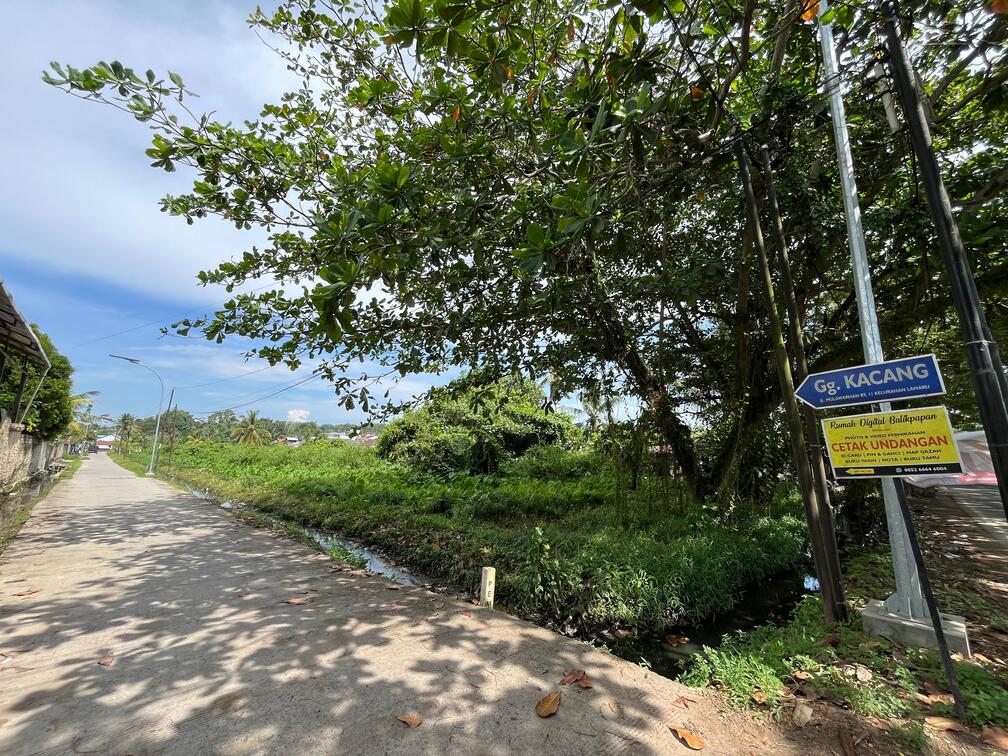 LOKASI RS: Lokasi rumah sakit di Balikpapan Timur berada di Gang Kacang, Lamaru. Jaraknya sekitar satu kilometer dari pintu masuk Pantai Manggar Segara Sari atau Yonif Raider 600/Modang.