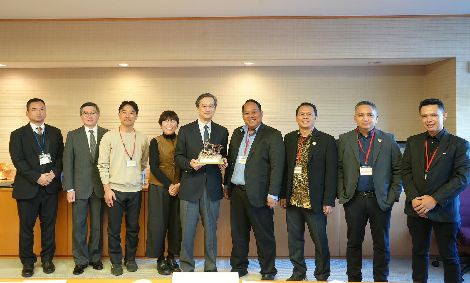Bersama peserta seminar.