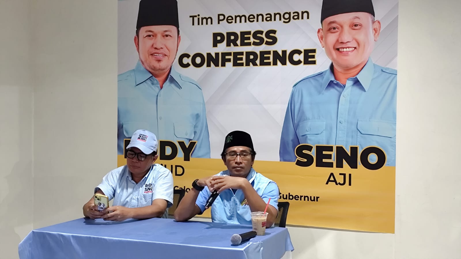 TEGASKAN: Tommy Pusriadi (kiri) tegaskan hasil survey di lapangan valid adanya.