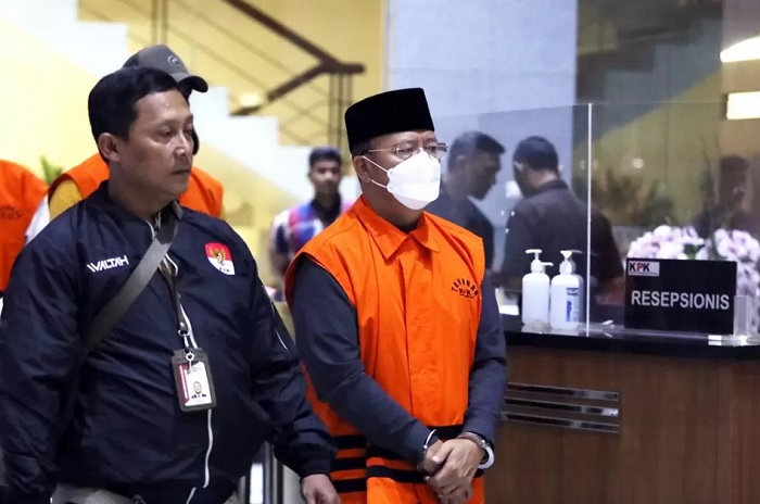 Calon Gubernur Bengkulu Rohidin Mersyah tetap berpeluang dilantik meski terjerat kasus korupsi.