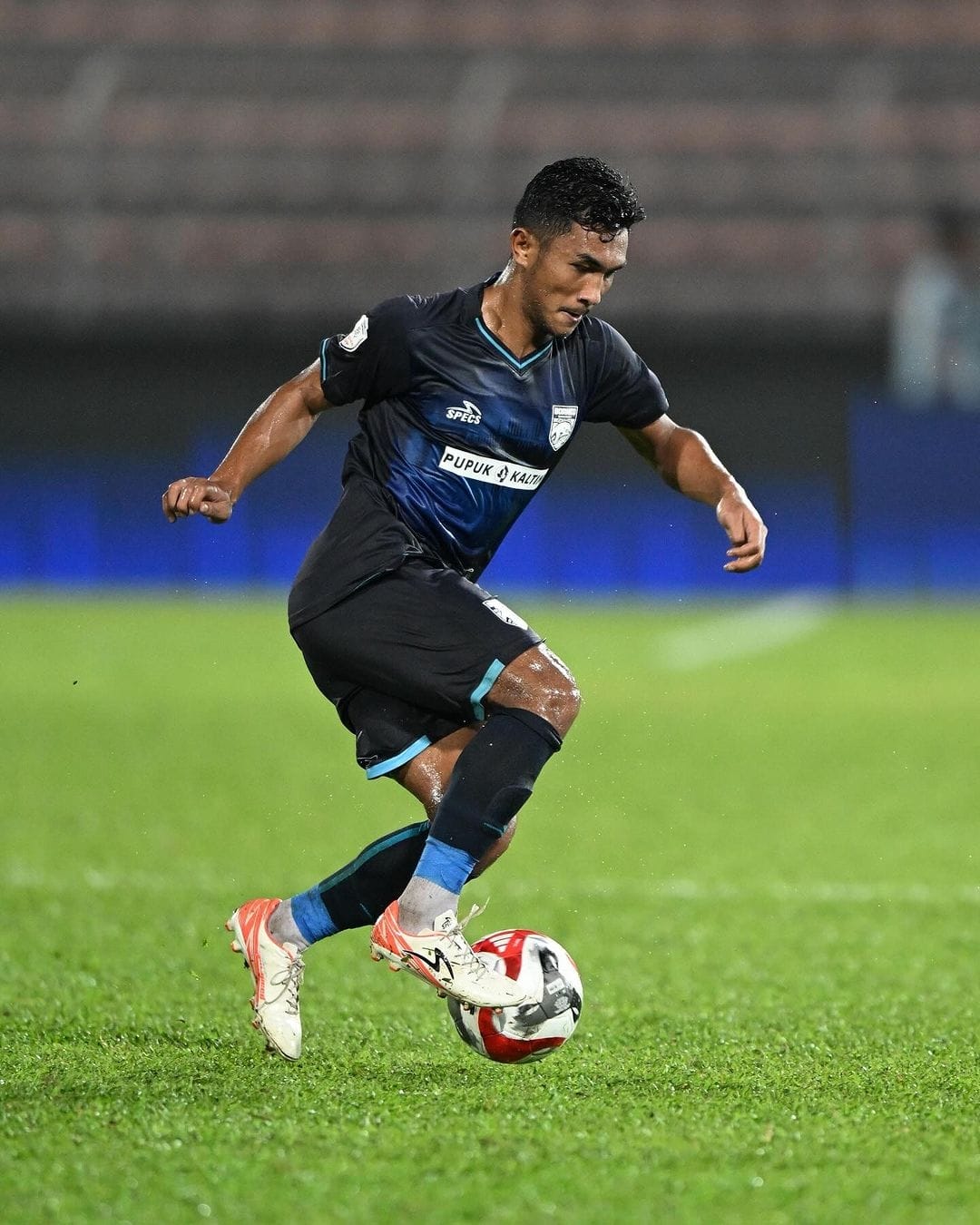Rivaldo Enero Pakpahan selalu jadi pilihan pelatih Borneo FC Samarinda Pieter Huistra untuk mengisi lini tengah.
