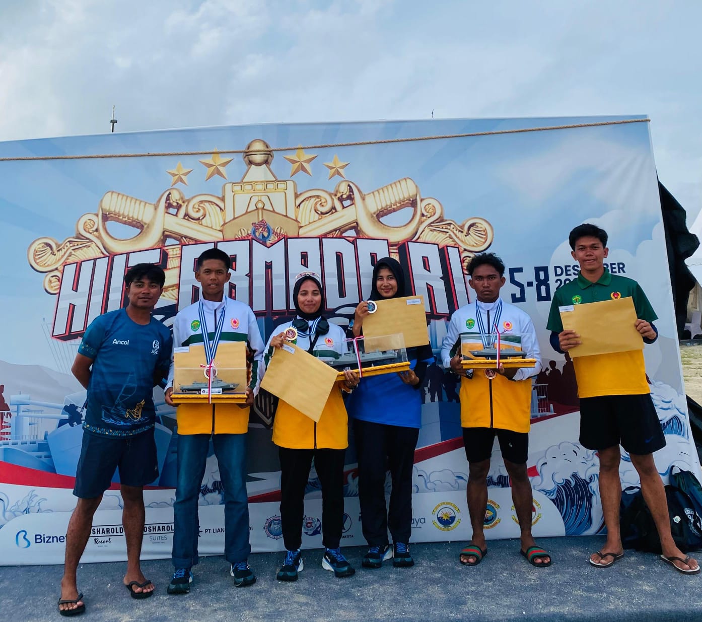 HASIL MAKSIMAL: Tim selancar angin Kaltim tampil optimal di Kejurnas Layar Piala Panglima TNI Cup 2024.