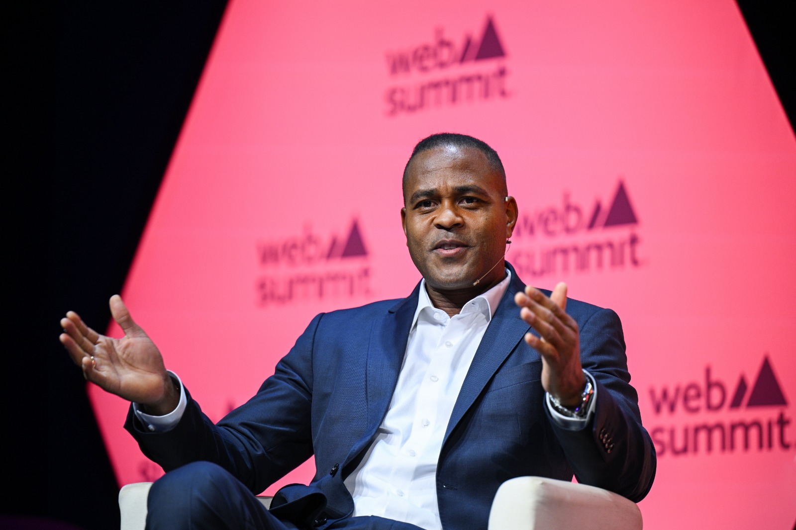 Patrick Kluivert punya rekam jejak negatif di luar sepak bola.