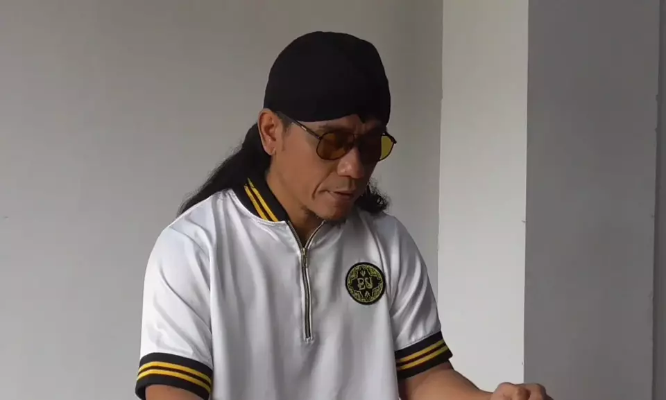 Miftah Maulana Habiburohman atau yang lebih dikenal dengan nama Gus Miftah.