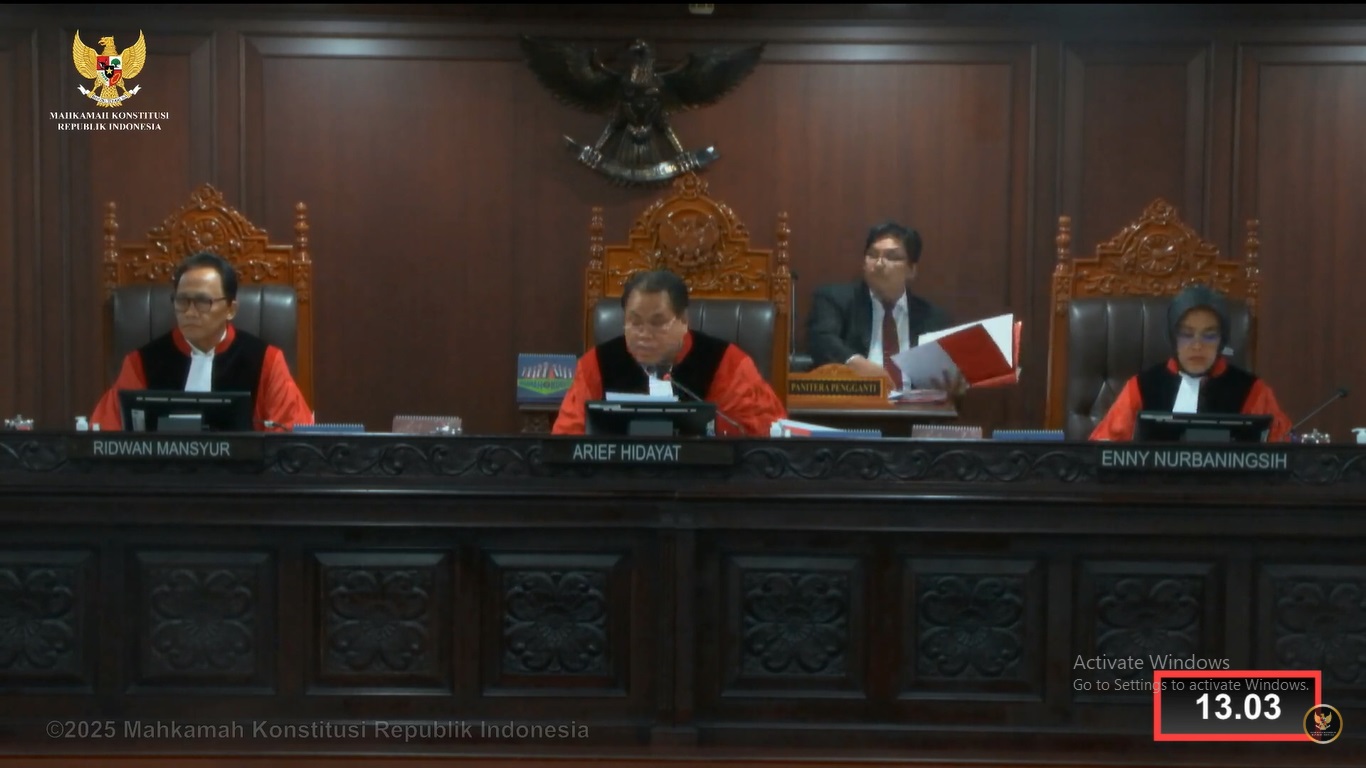 PANEL 3: Sidang perkara hasil Pilgub Kaltim ini masuk dalam panel 3 yang dilaksanakan Rabu (8/1), dengan ketua panel Arief Hidayat.