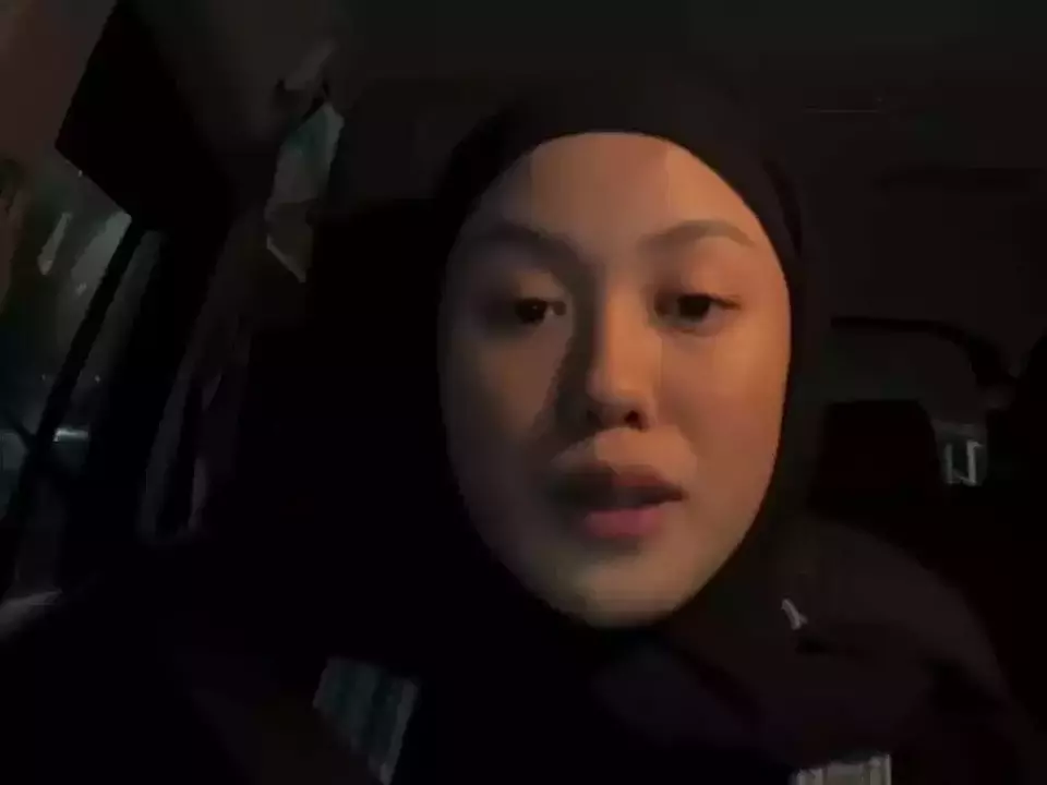 Laura Meizani alias Lolly, anak dari Nikita Mirzani.
