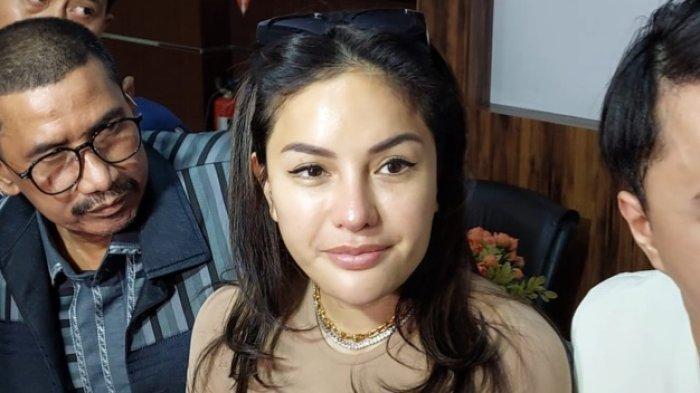 Nikita Mirzani ungkap keinginannya ingin memiliki anak angkat.