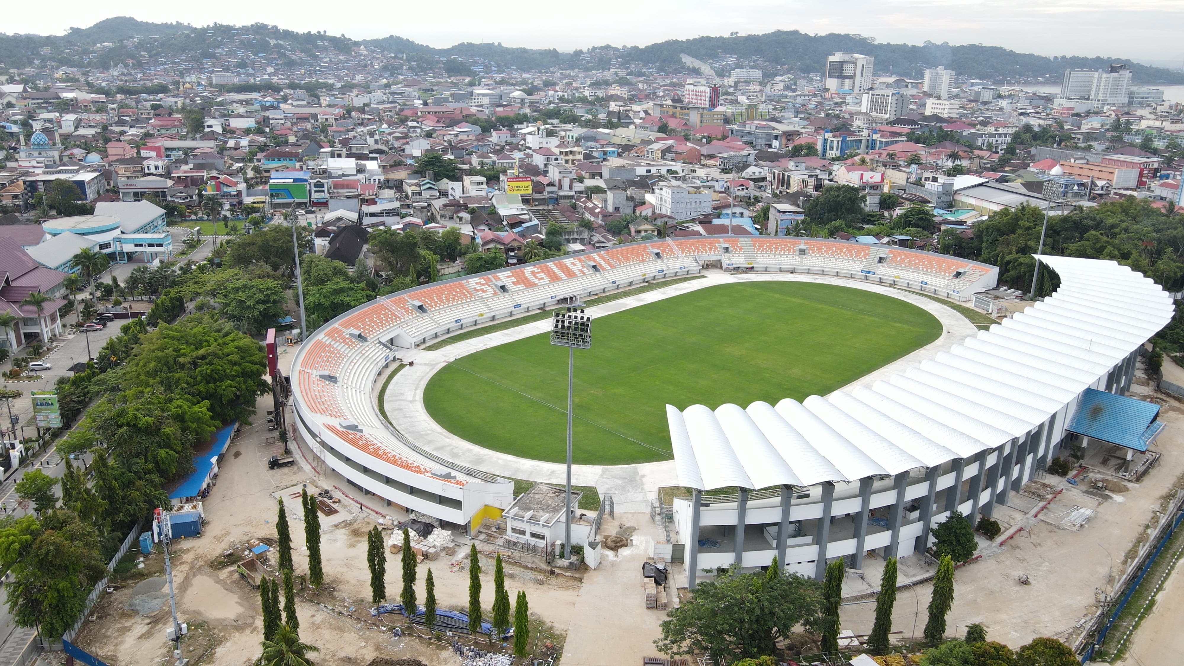 Borneo FC Samarinda sudah tidak sabar bisa kembali merumput di Stadion Segiri, Samarinda.