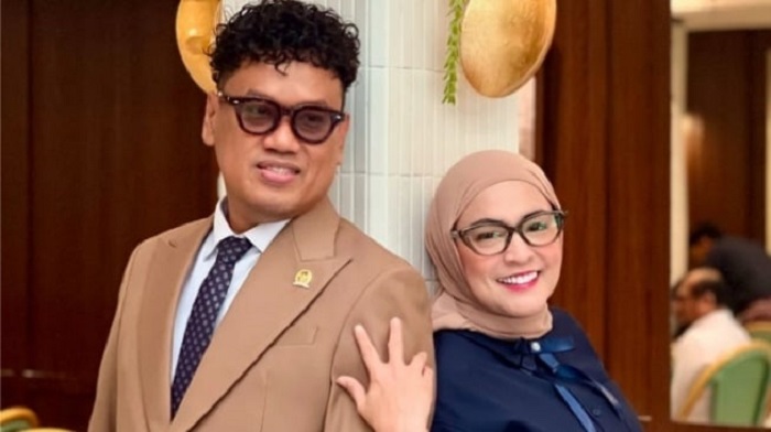 Uya Kuya disorot karena kunjungan kontroversial di masa reses DPR RI.