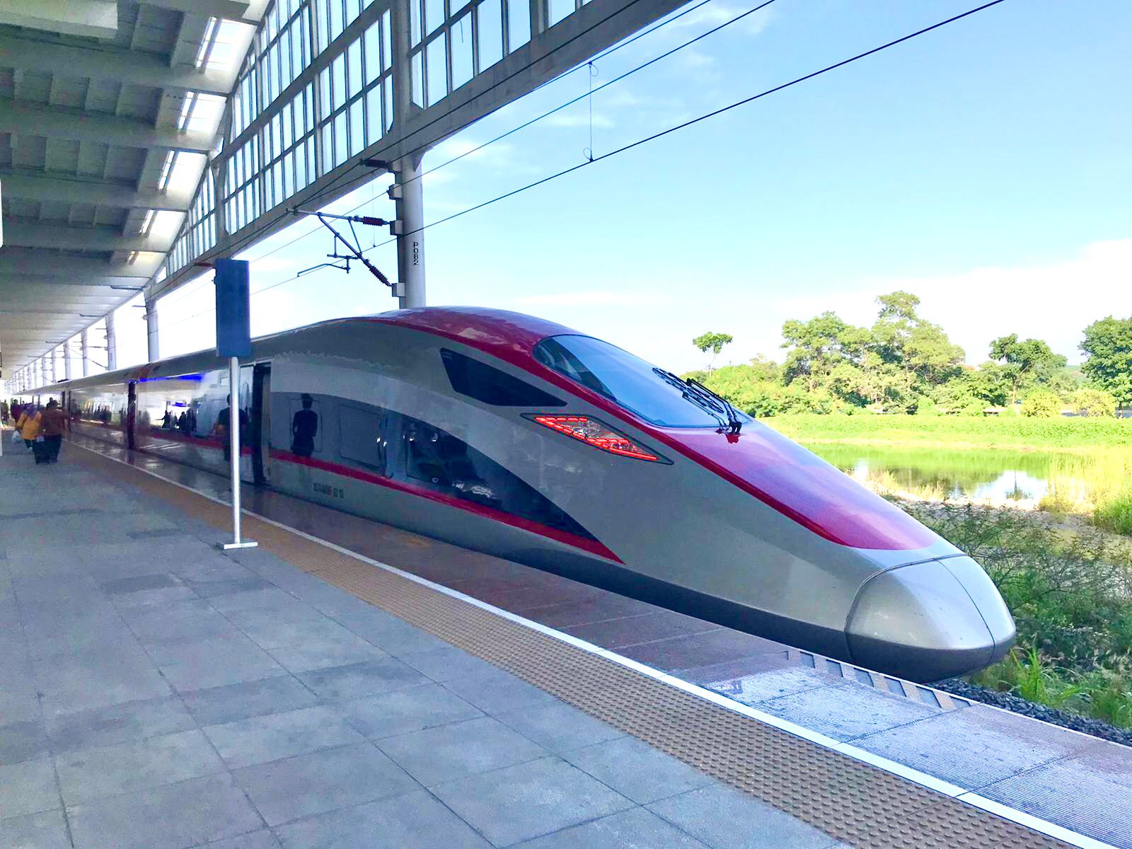 Whoosh akan melayani setiap 30 menit sekali memberikan banyak pilihan bagi penumpang. (Foto: Thomas/KP)