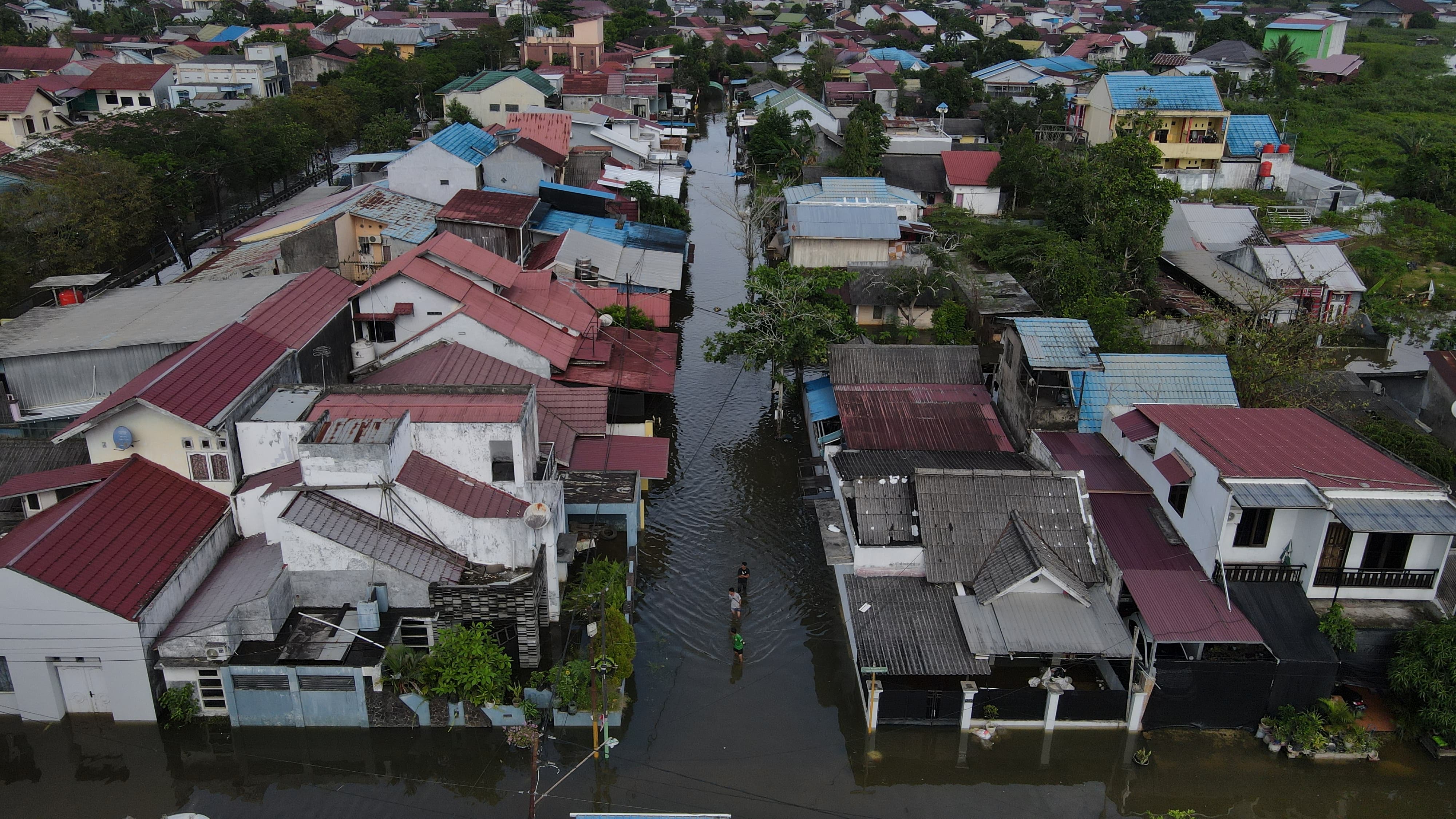 Foto udara wilayah Jalan Bengkuring Raya, Kelurahan Sempaja Timur, Kecamatan Samarinda Utara yang terendam banjir.