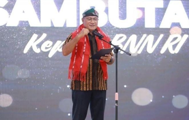 BERI ARAHAN: Kepala BNN RI Marthinus Hukom menyampaikan pesan terkait faktor kewenangan BNNK tidak bisa melakukan penyidikan sendiri.
