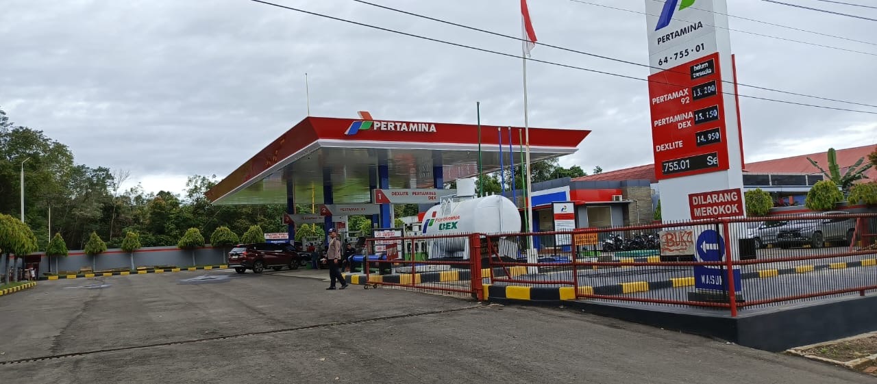 SPBU Belintut di Kampung Ngenyan Asa,  Barong Tongkok kembali melayani konsumen, Jumat (7/2/2025).