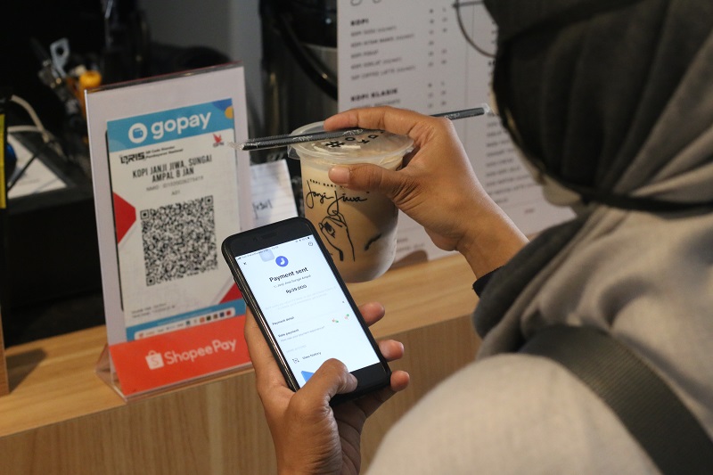 Tingginya transaski QRIS dianggap sebagai sinyal kuat bahwa daya beli masyarakat tetap terjaga meski harga sejumlah komoditas naik.
