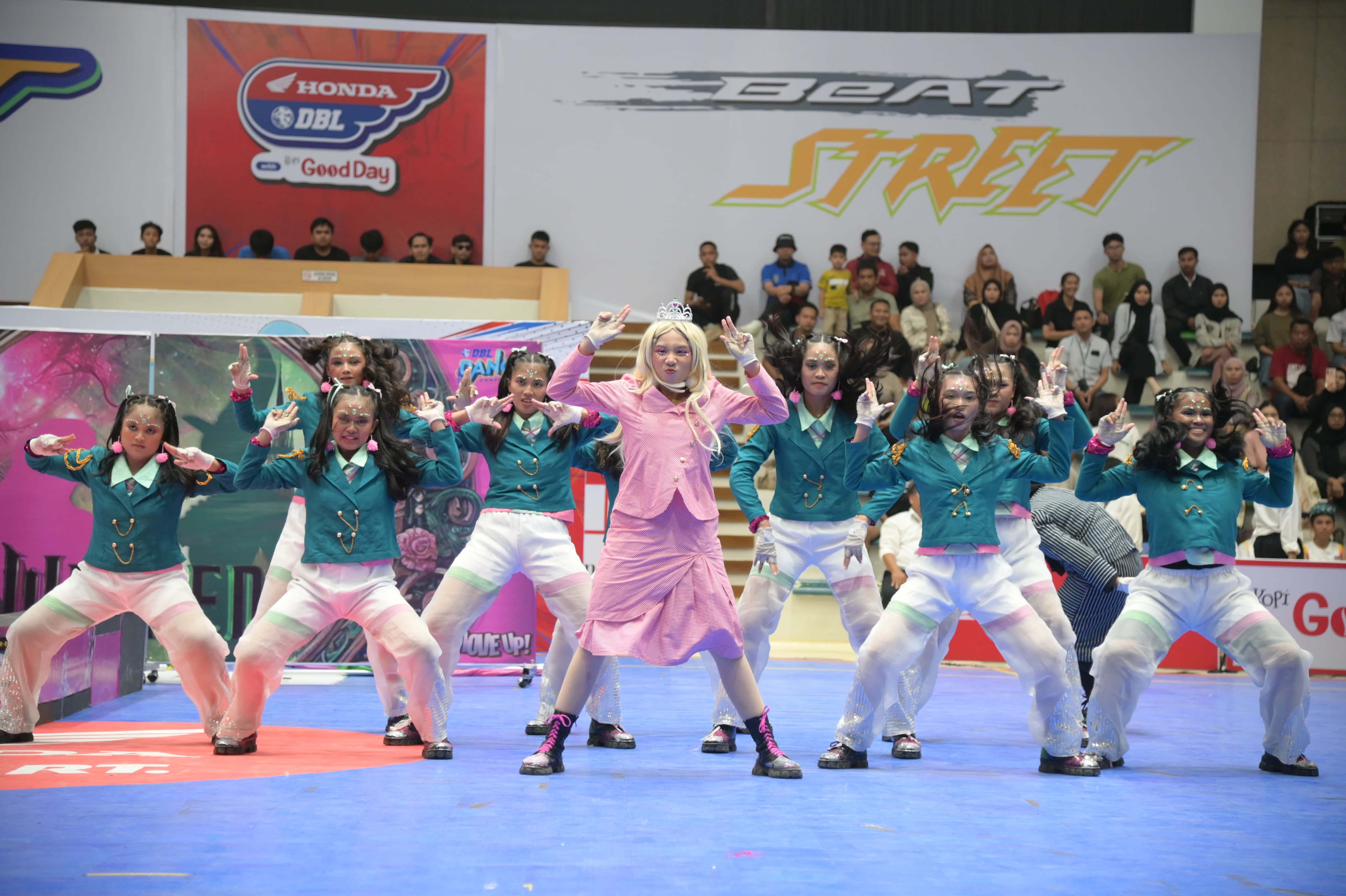 Wicked menjadi konsep yang diusung  Figher-B pada DBL Dance Competition 2024-2025.