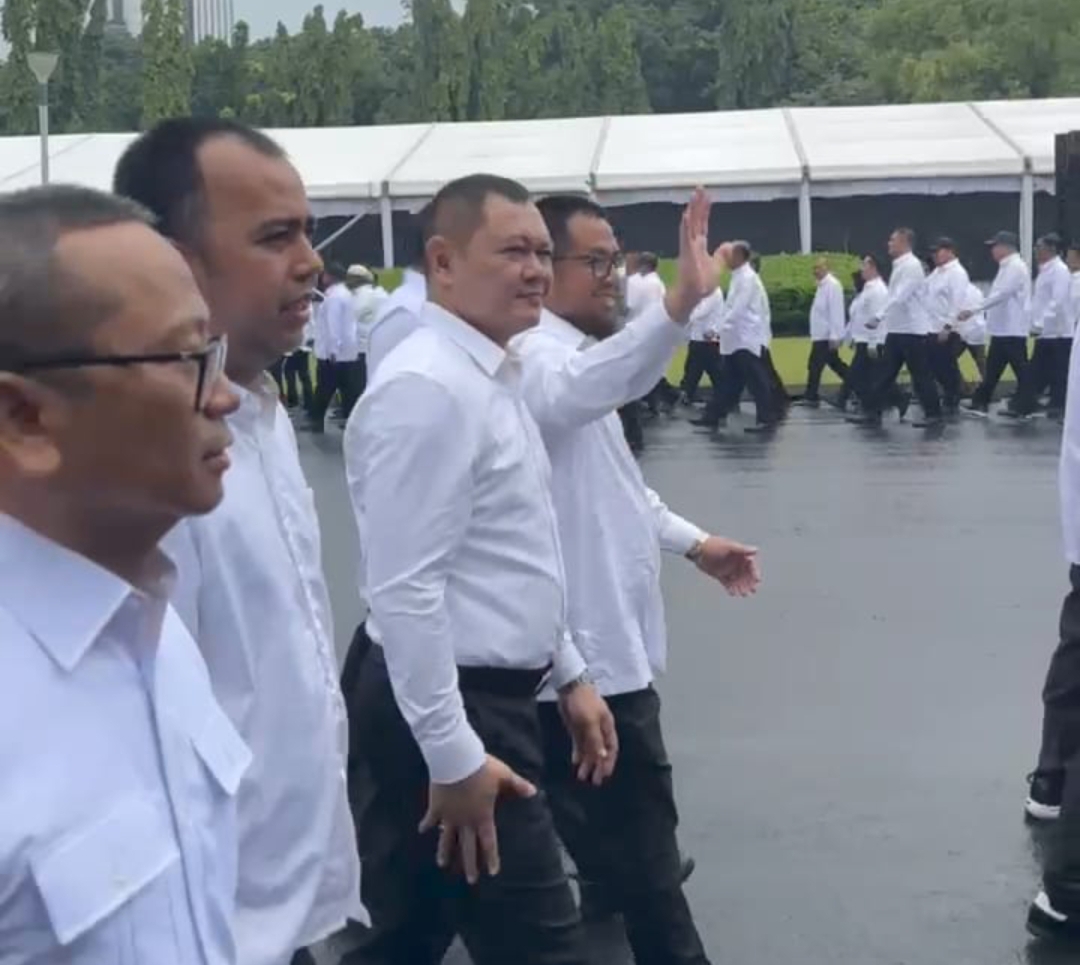 BERSIAP: Bupati Paser dan Wakil Bupati Paser terpilih dr Fahmi Fadli dan Ikhwan Antasari mengikuti gladi bersih pelantikan di Istana Negara, Rabu (19/2/2025).
