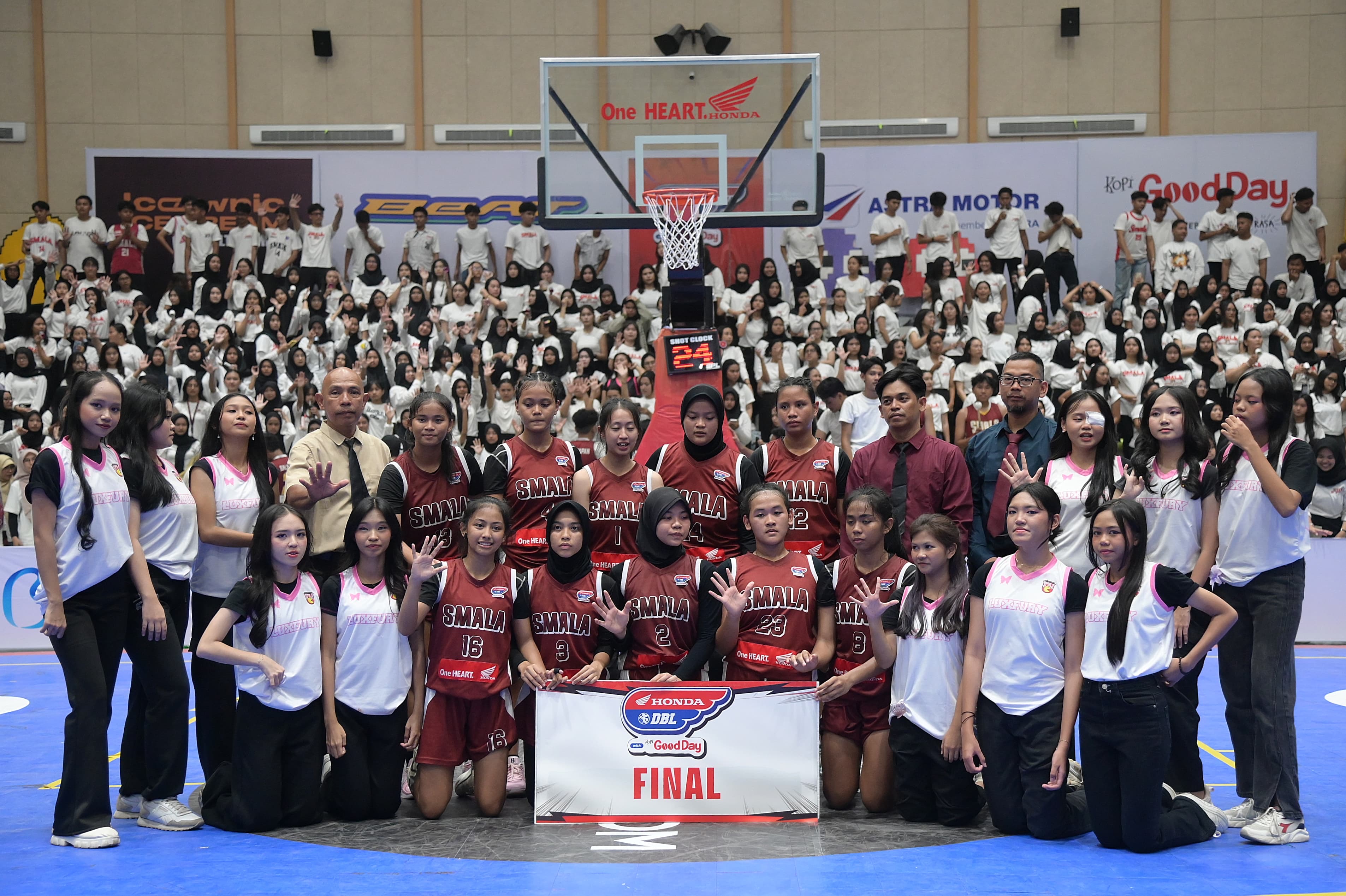 Satu tempat di final Honda DBL with Kopi Good Day 2024-2025 East Kalimantan menjadi milik tim putri SMAN 5 Balikpapan.
