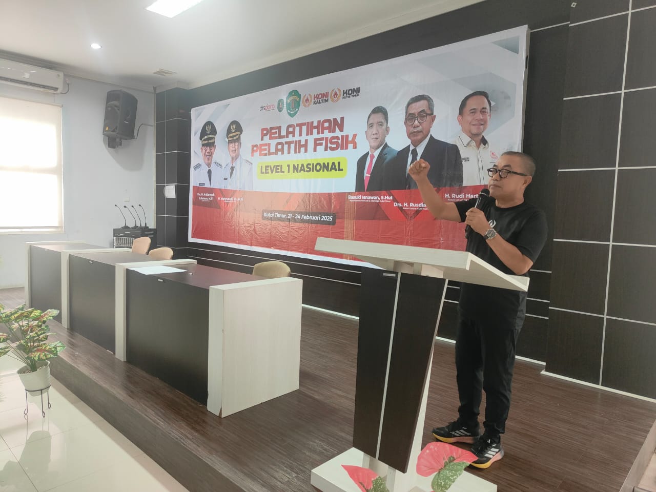 Ketua KONI Kaltim Rusdiansyah Aras mengapresiasi pelaksanaan pelatihan pelatih fisik level 1 nasional di Kutim yang mendapat dukungan dari berbagai pihak.