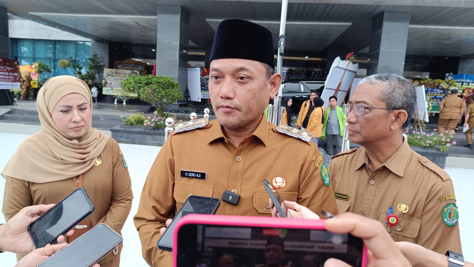 JALANKAN TUGAS: Wakil Gubernur Kaltim Seno Aji mulai bertugas menggantikan sementara Gubernur Kaltim Rudy Masud yang retret di Magelang, Senin (24/2/2025).