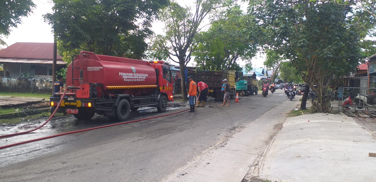 Armada Dinas Pemadam Kebakaran dan Penyelamatan Bontang dipastikan memiliki 12 unit di tahun ini setelah direncanakan tiga pengadaan untuk penanganan bencana kebakaran. (ADIEL KUNDHARA/KP)