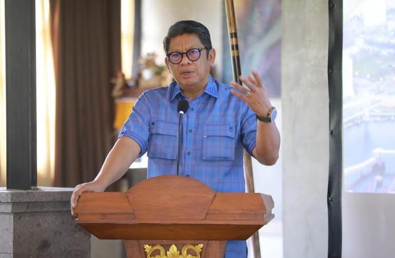 Basri Rase.