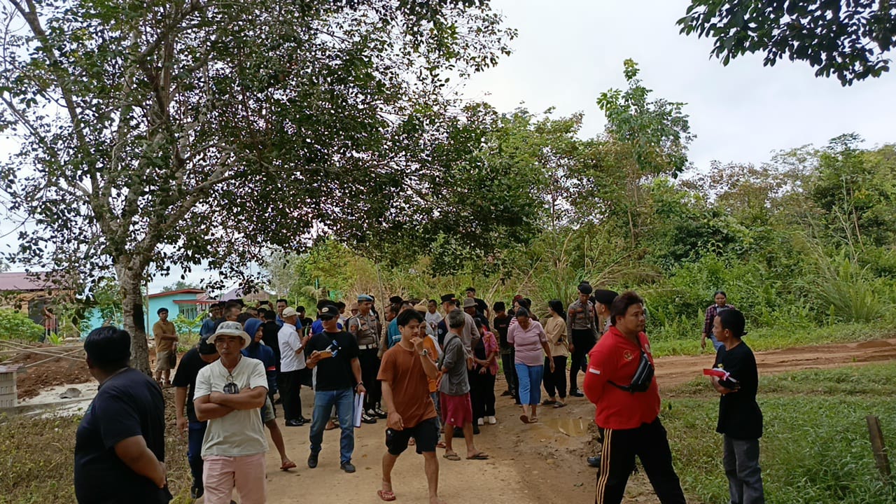 OBSERVASI: Suasana sidang lapangan yang digelar PN Kutai Barat.