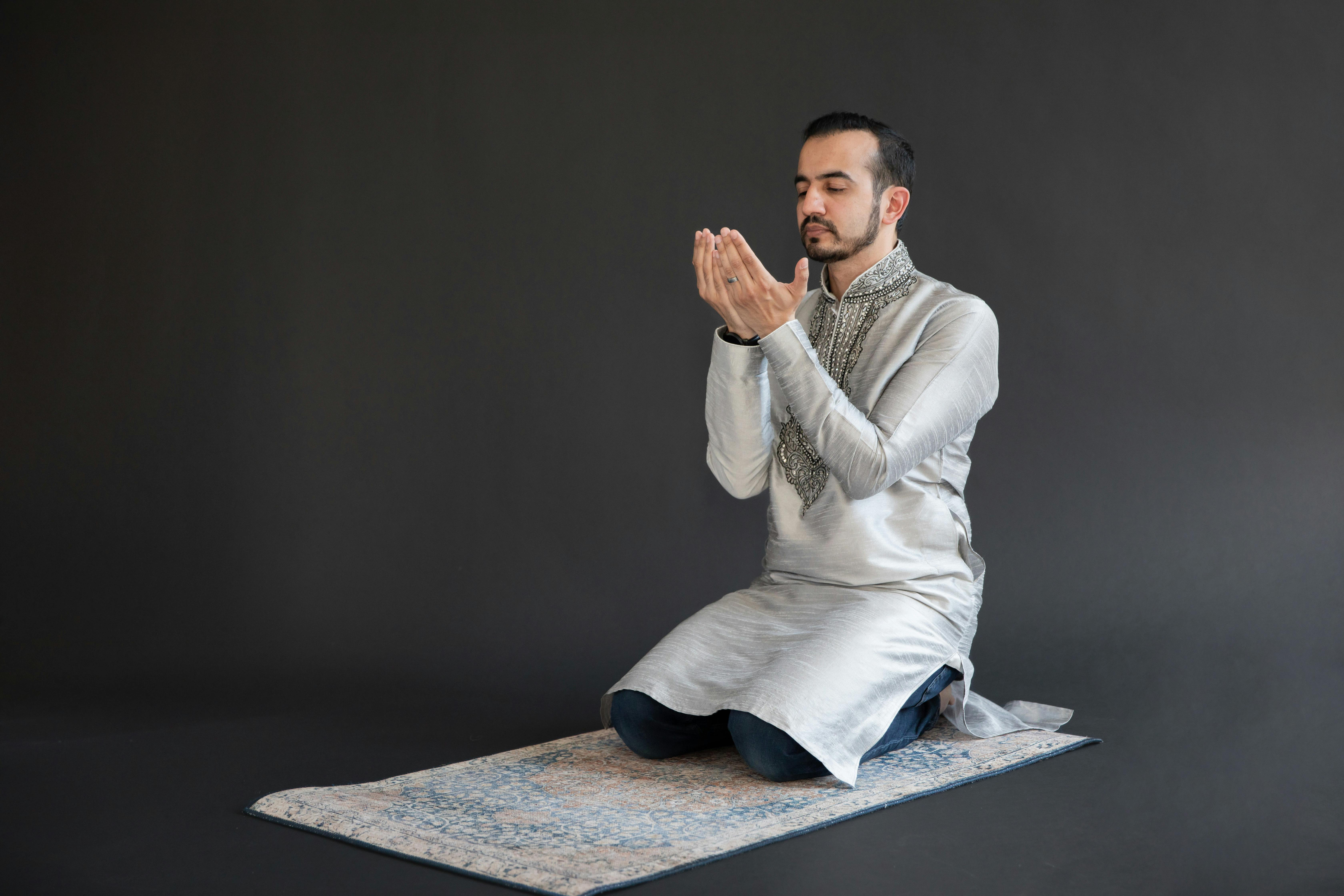 Ilustrasi. Pada hari ketujuh Ramadhan ini, ada doa khusus yang bisa dipanjatkan untuk meraih ampunan dan keberkahan.