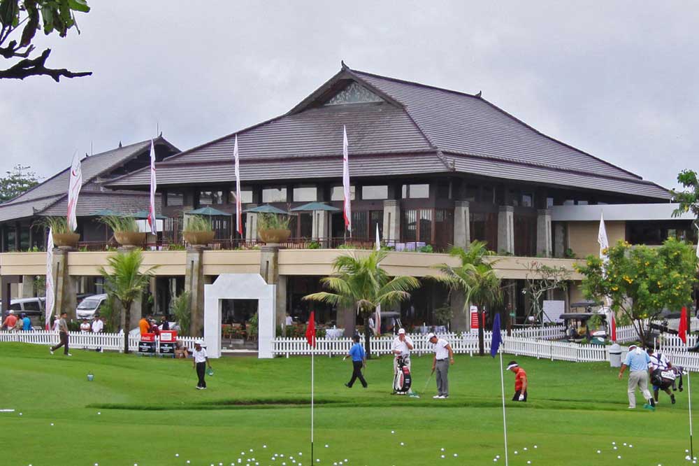 Fasilitas club house di New Kuta Golf.