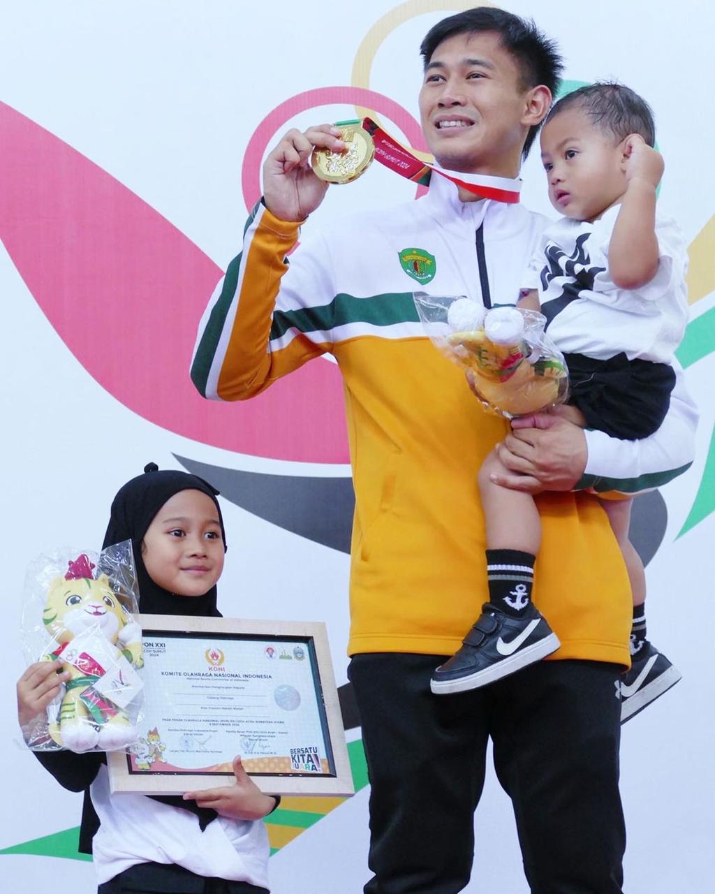 BERPRESTASI: Tetap menjalankan latihan rutin sembari puasa menjadi salah satu kunci sukses Iqbal Candra Pratama meraih prestasi di berbagai ajang internasional.