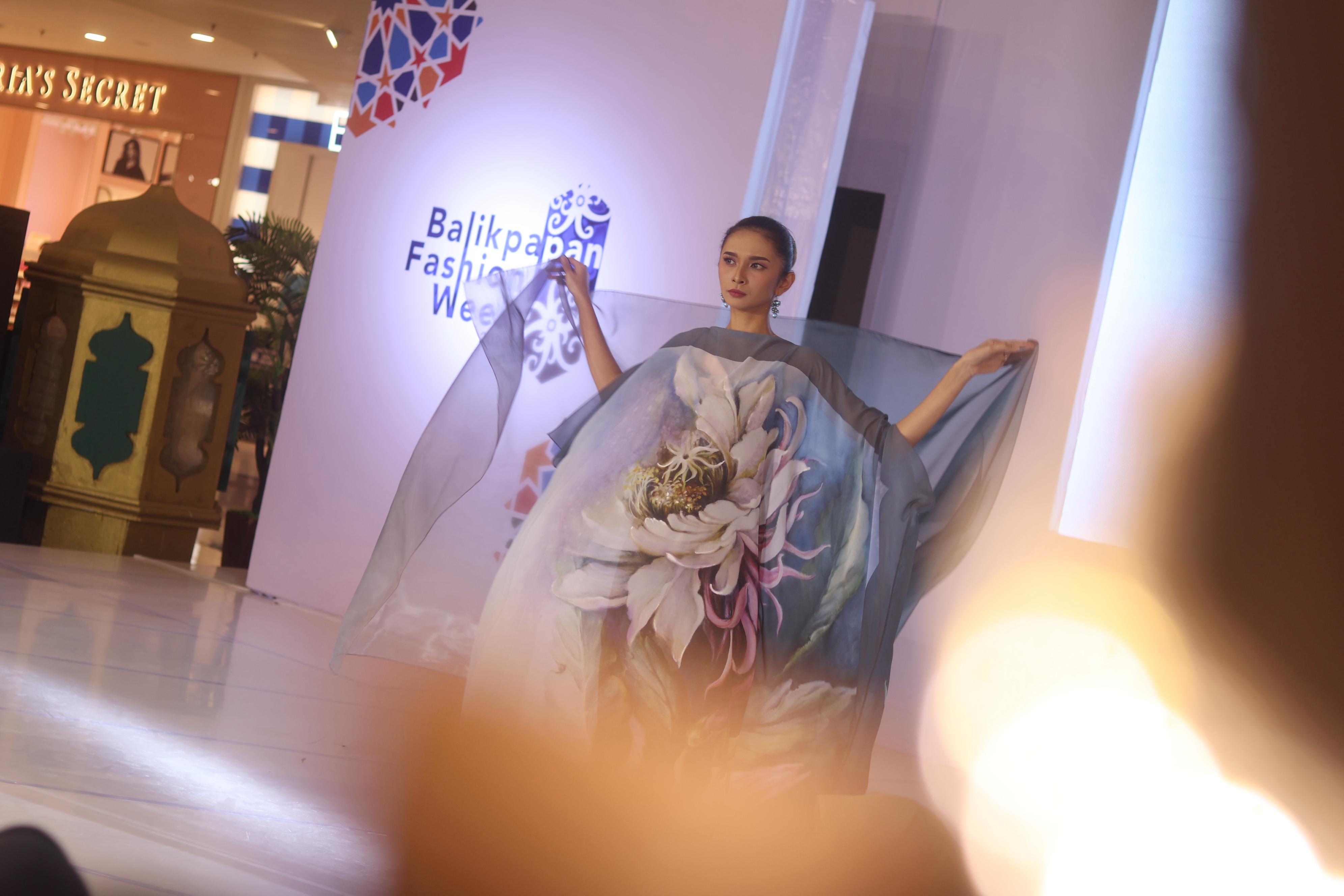 Balikpapan Fashion Week di Atrium Pentacity Shopping Venue, tanggal 10 hingga 16 Maret.